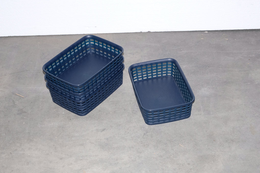 Small Plastic Baskets (Blue)